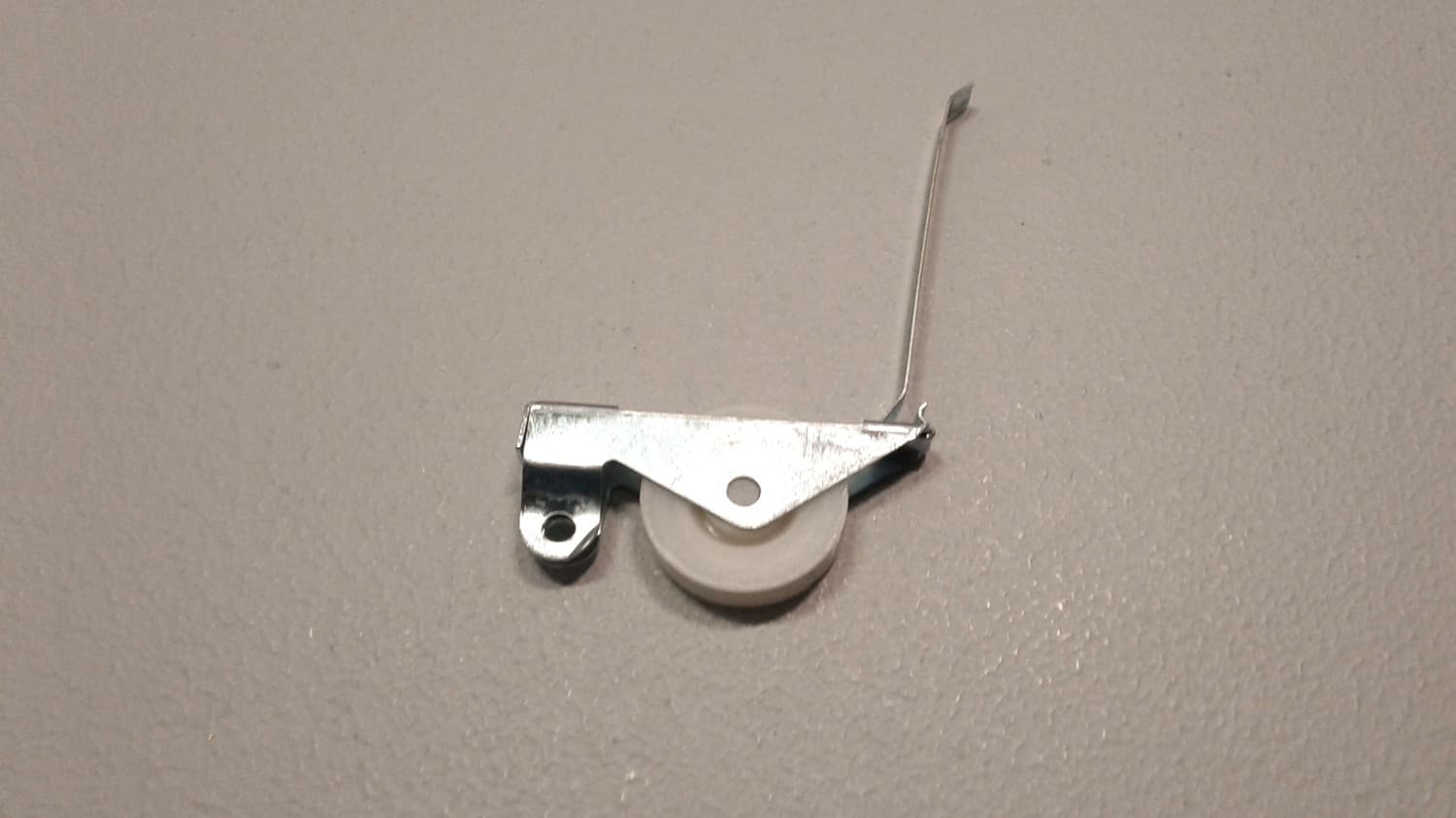 Roulette de porte moustiquaire en nylon  Diamètre: 1''Épaisseur: 3/8'' - VOS-DEF1-230 | Vosthermos