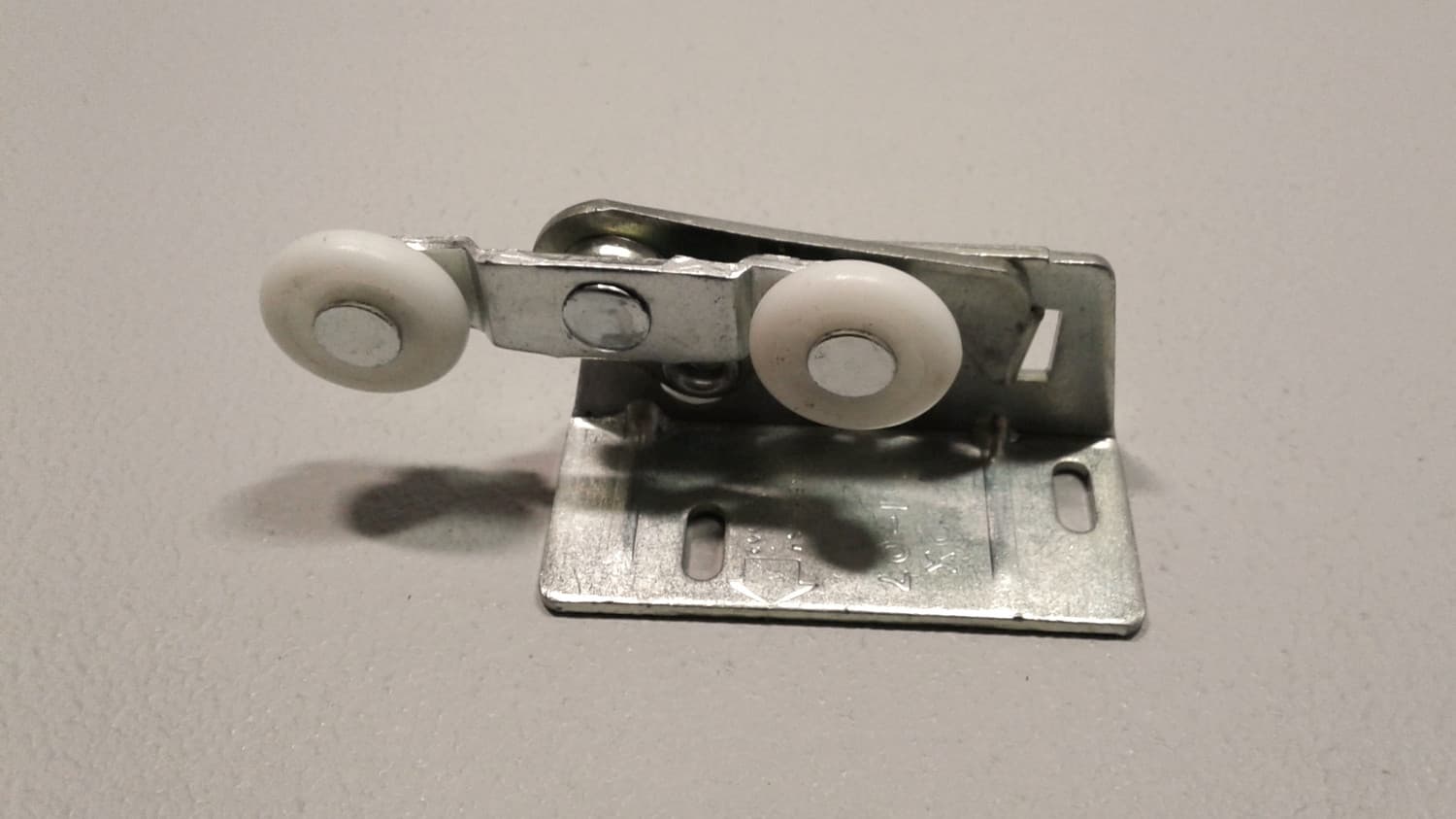 Roulettes du haut pour garde-robe  - VOS-DEF1-247 | Vosthermos