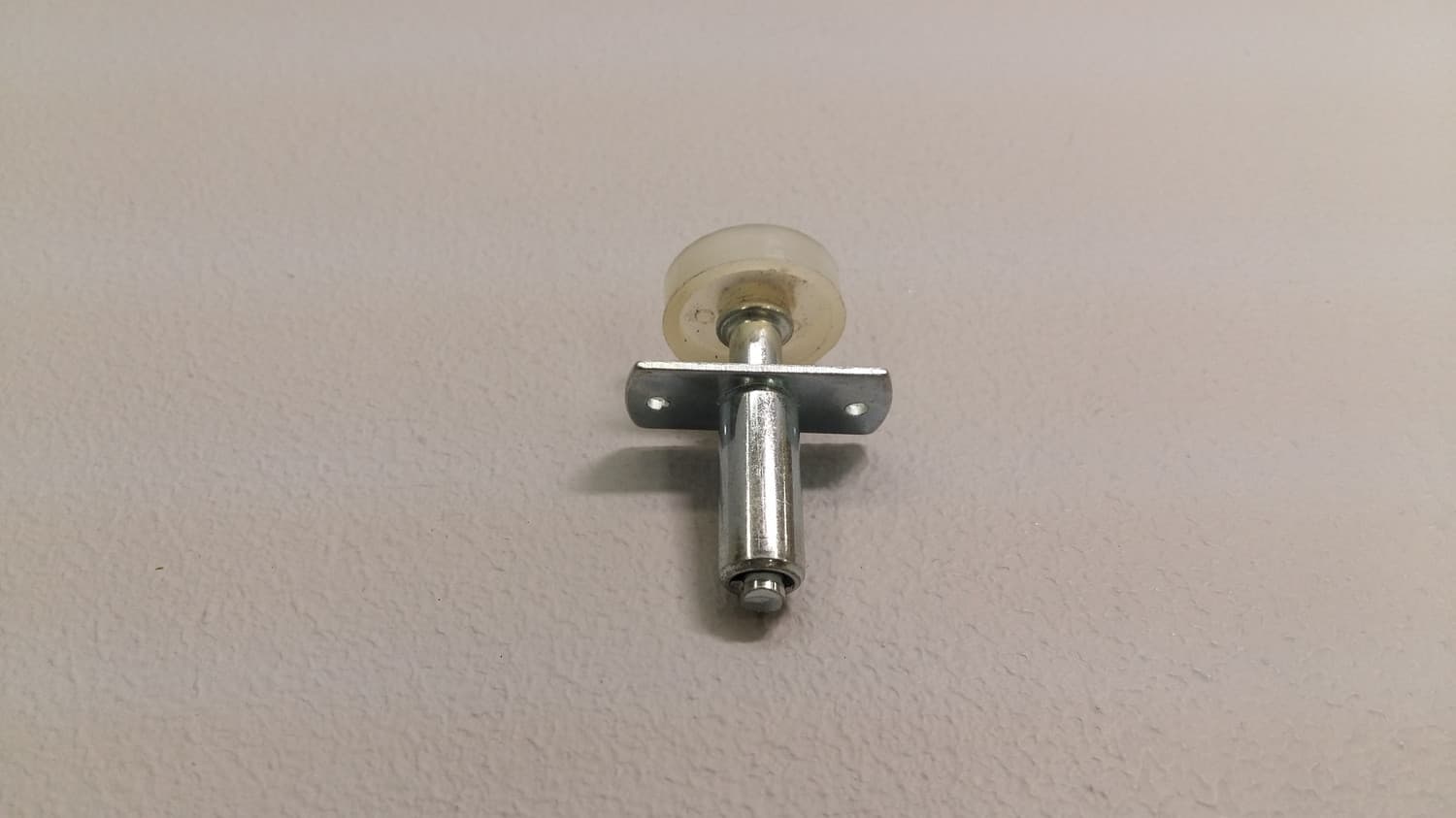 Roulette en nylon sur ressort pour garde-robe - VOS-DEF1-364 | Vosthermos