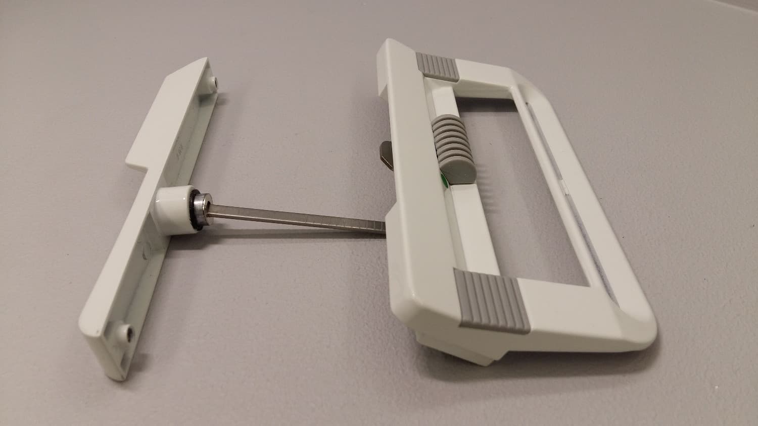 Poignee blanche avec clé pour porte patio - Miniature 2