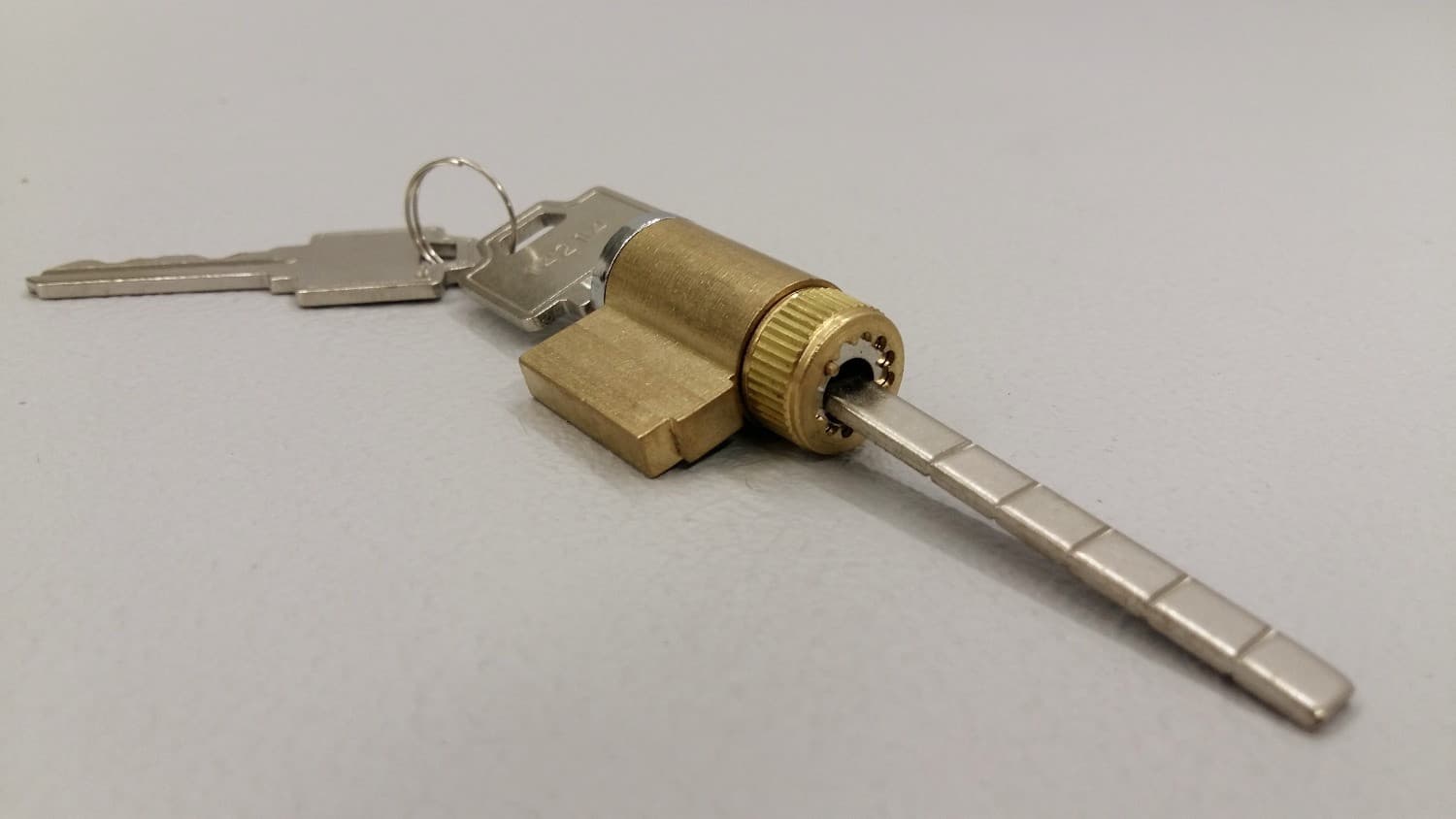 Baril de clé pour poignée de porte patio - Miniature 2