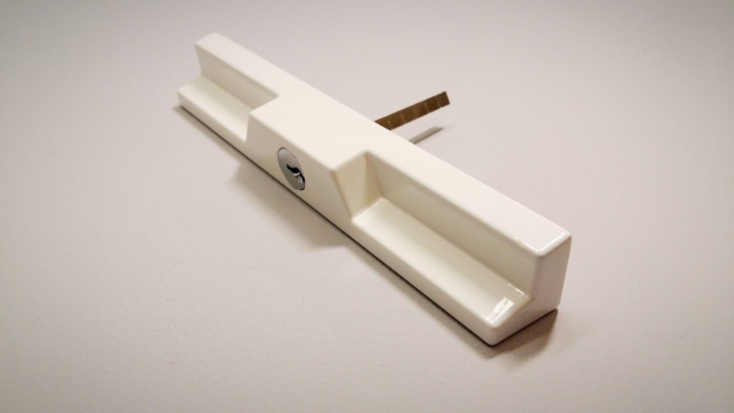 Poignee extérieure blanche universelle avec clé pour porte patio - Miniature 2