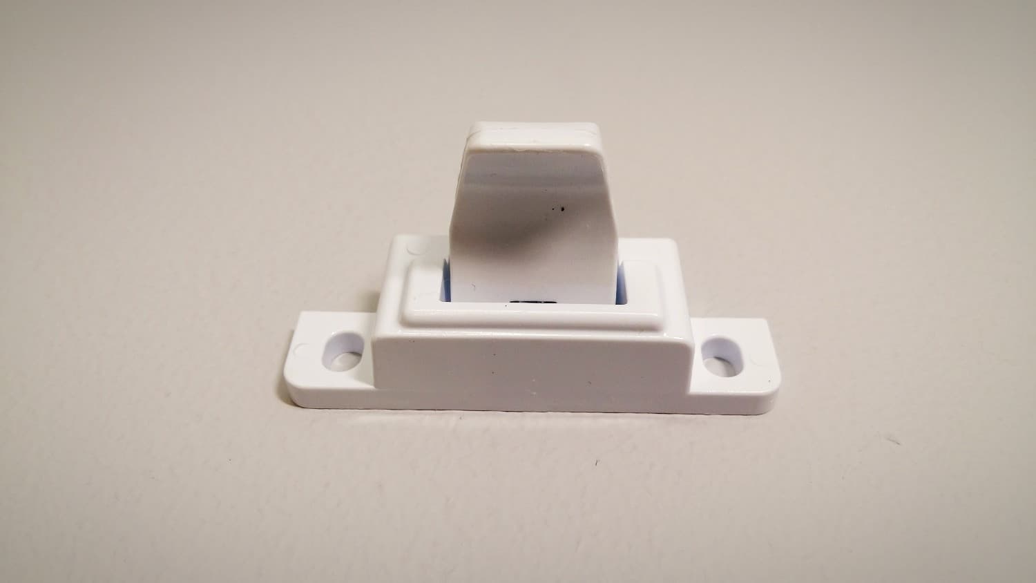 Barrure de fenêtre blanche - Miniature 2