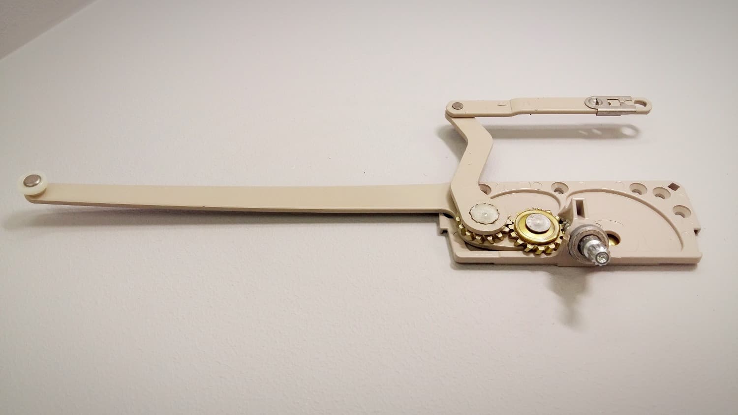 Operateur type Truth pour fenêtre à battant - Miniature 2