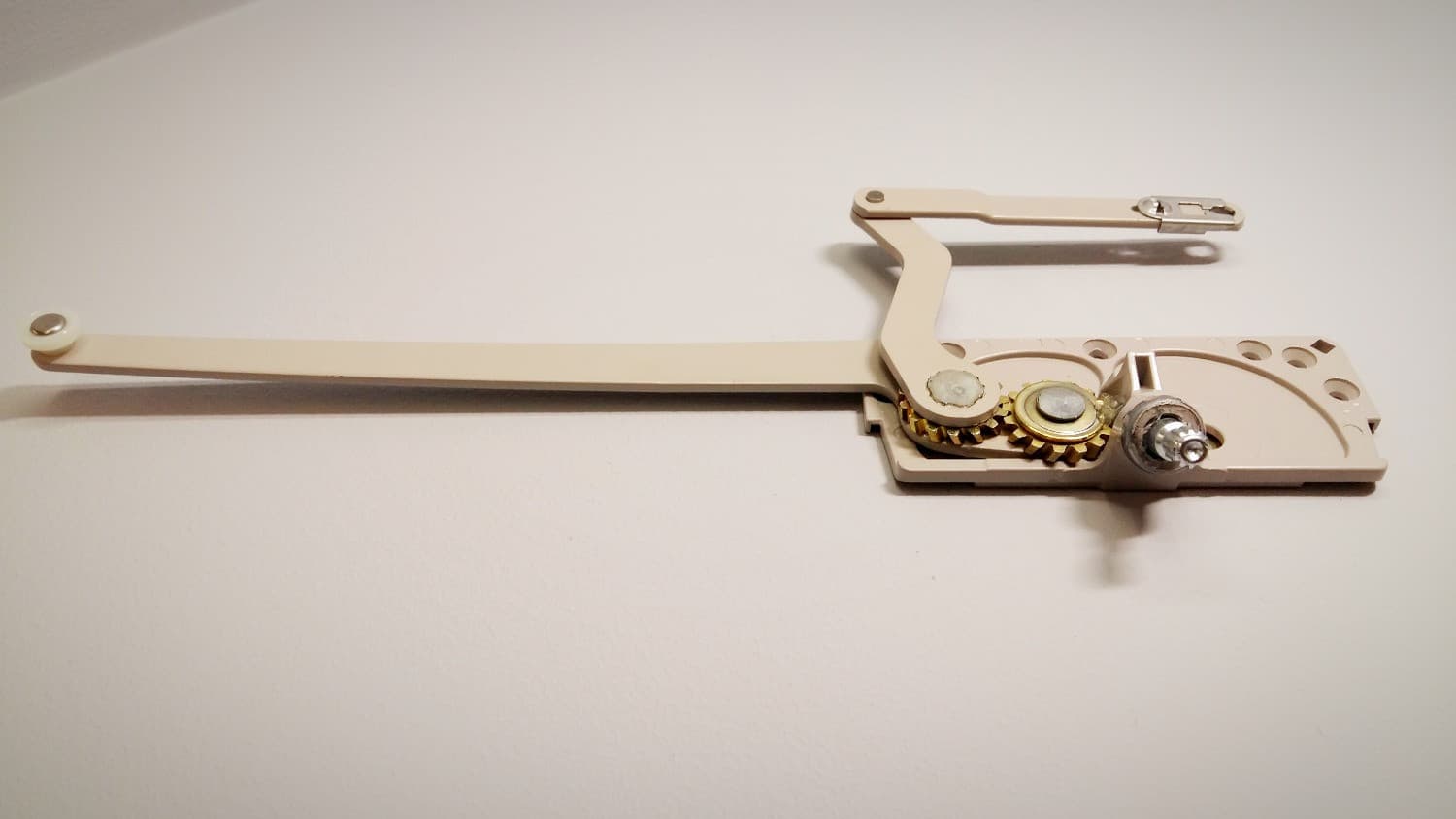 Operateur type Truth pour fenêtre à battant - Miniature 2