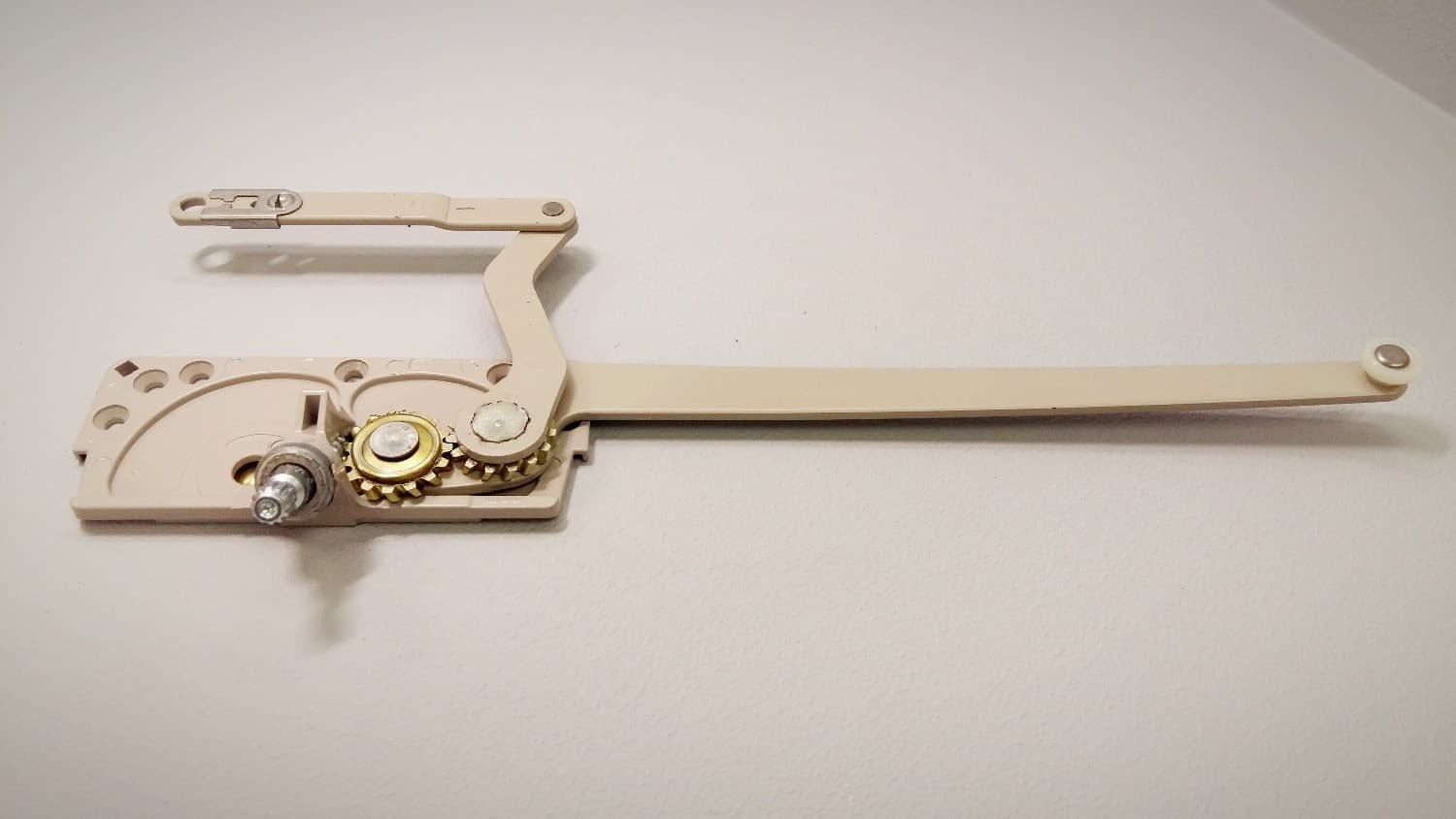 Operateur type Truth pour fenêtre à battant - Miniature 2