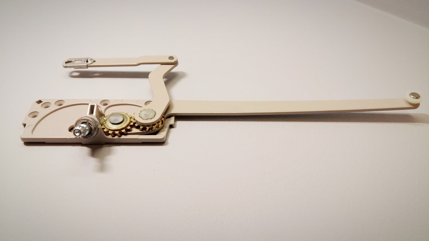 Operateur type Truth pour fenêtre à battant - Miniature 2