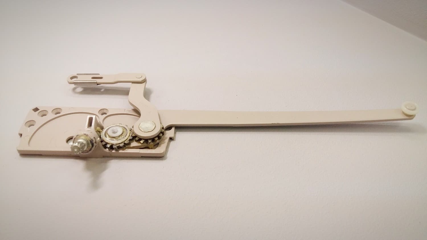 Operateur type Truth pour fenêtre à battant - Miniature 2