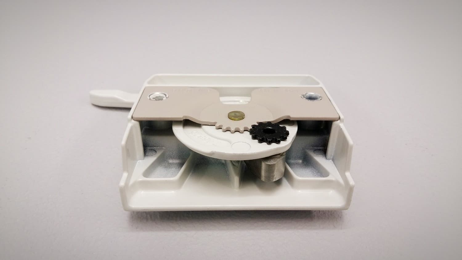 Barrure blanche pour fenêtre à battant - Miniature 2