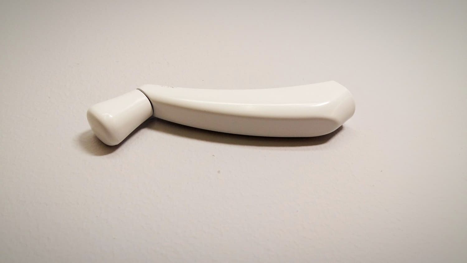 Poignee fixe blanche pour opérateur de fenêtre à battant - Miniature 2