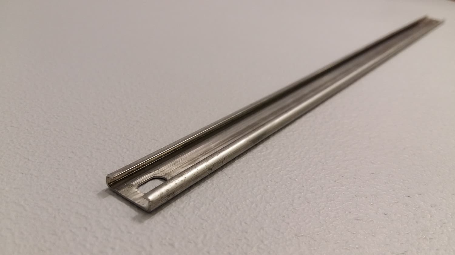 Rail pour opérateur de fenètre à battant - Miniature 2