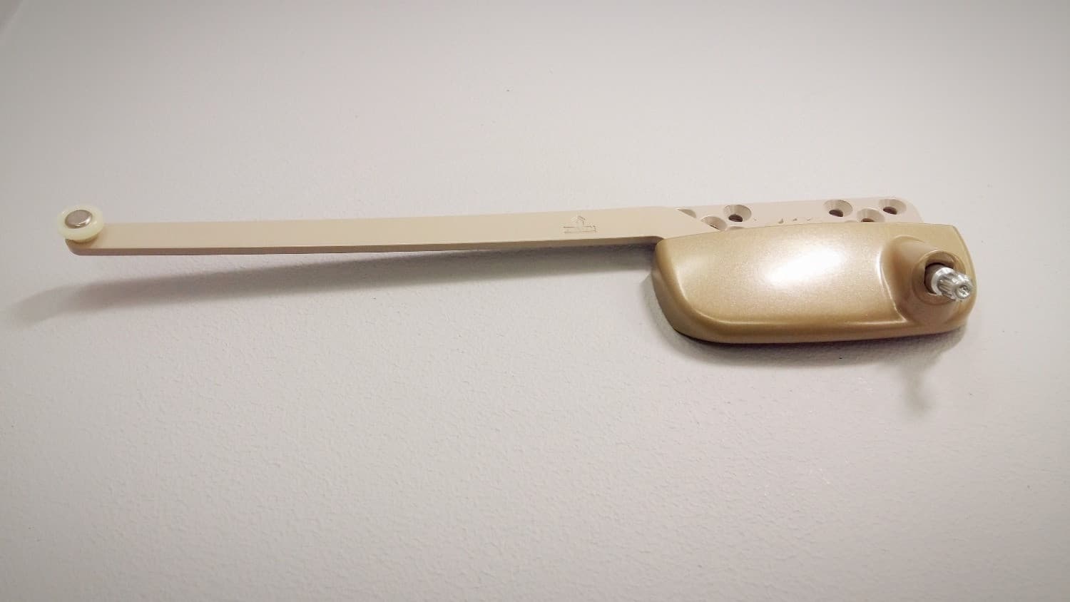 Operateur type Truth pour fenêtre à battant (champagne) - Miniature 2