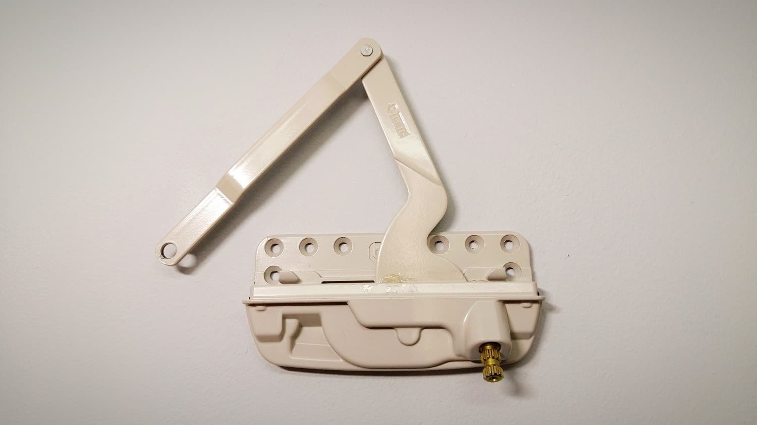 Operateur type Truth pour fenêtre à battant - Image 1