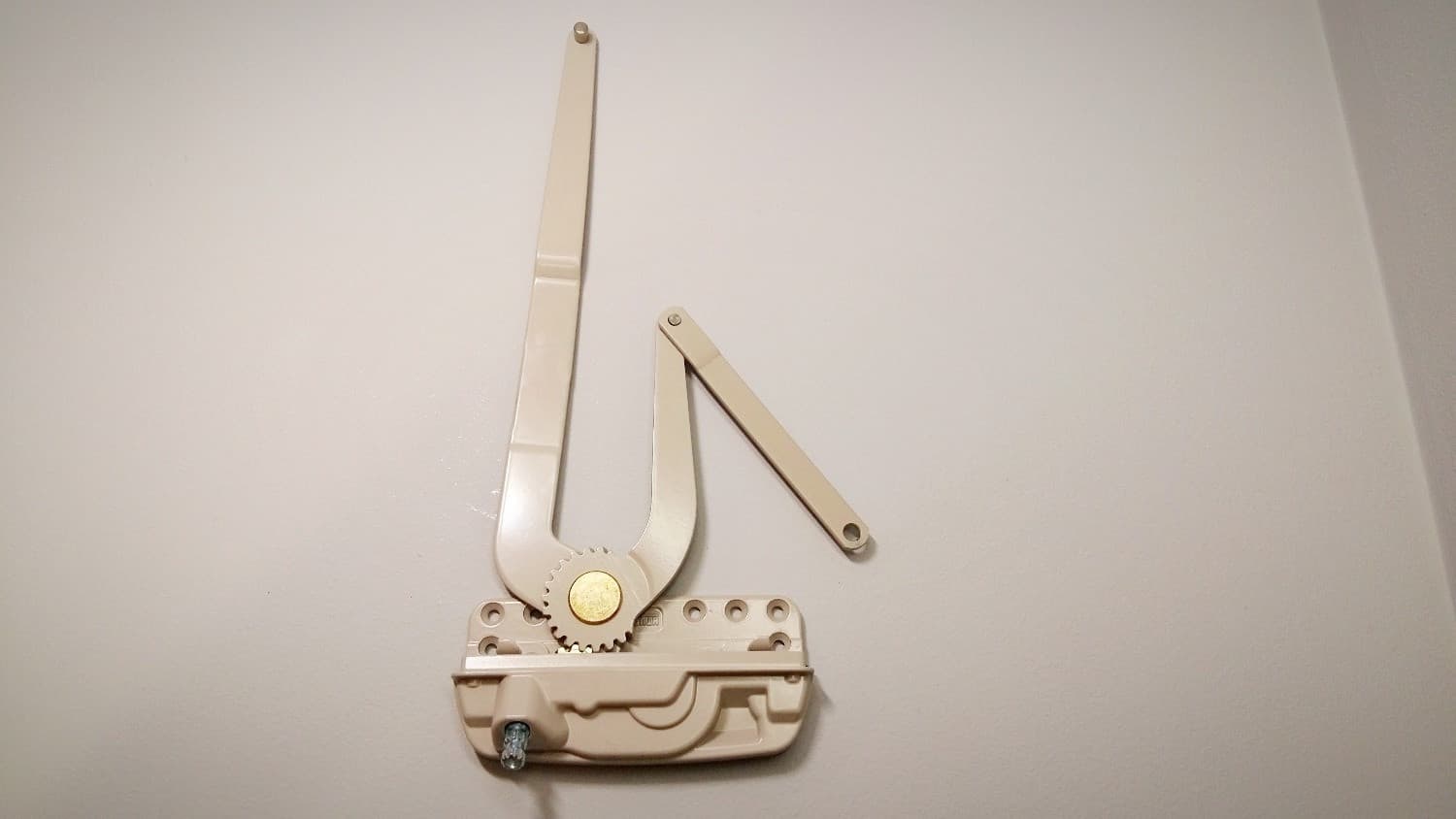 Operateur type Truth pour fenêtre à battant - Image 1