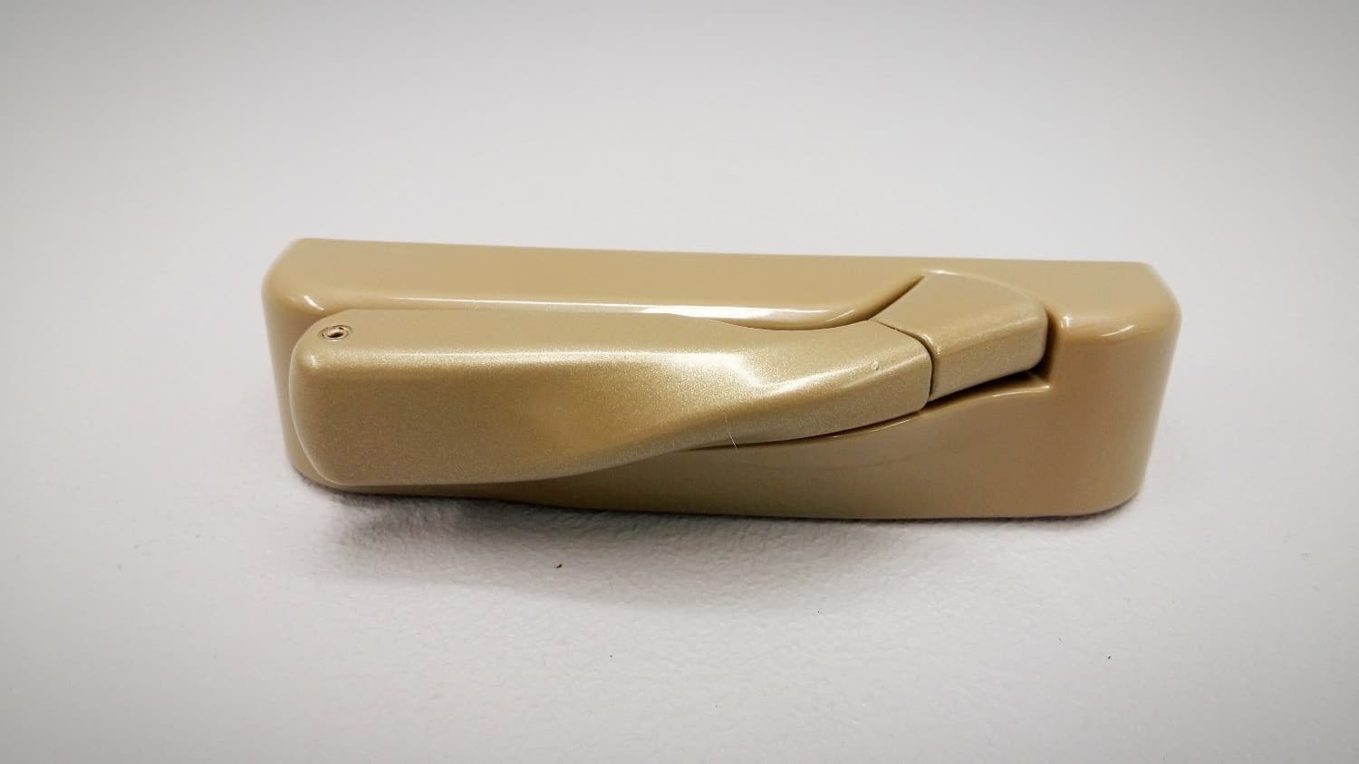 Poignee pliante et couvercle champagne pour opérateur de fenêtre à battant - Miniature 2