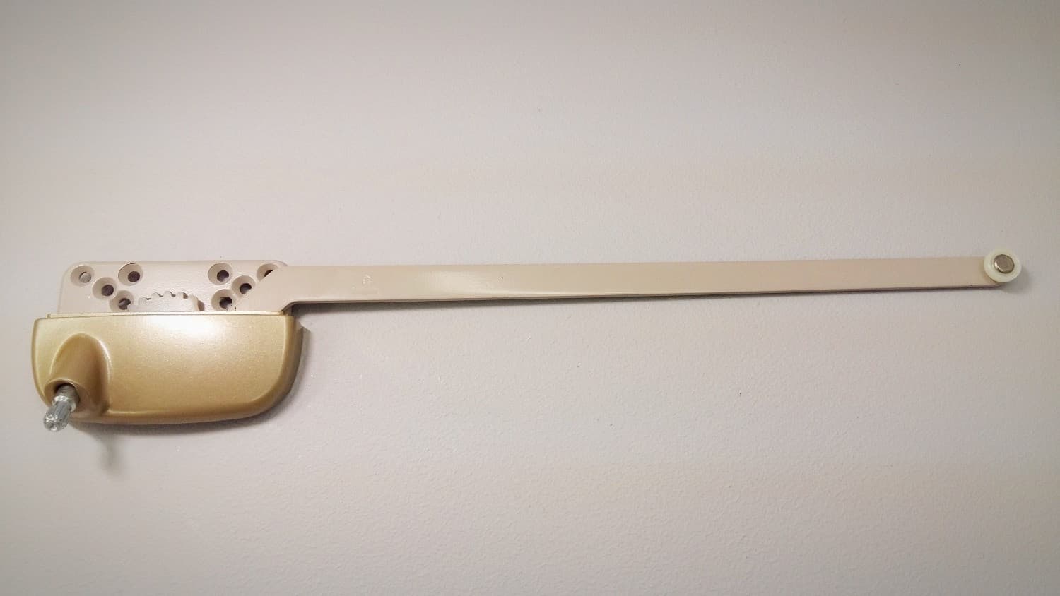 Operateur type Truth pour fenêtre à battant (champagne) - Image 1