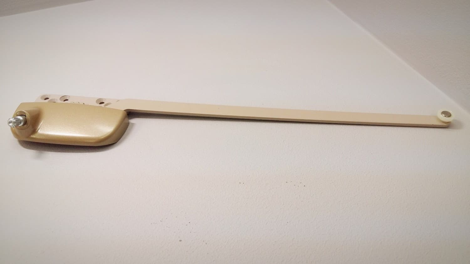 Operateur type Truth pour fenêtre à battant (champagne) - Miniature 2