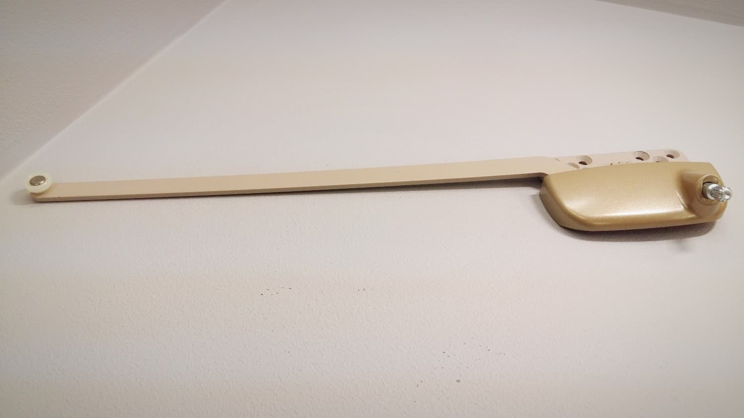 Operateur type Truth pour fenêtre à battant (champagne) - Miniature 2