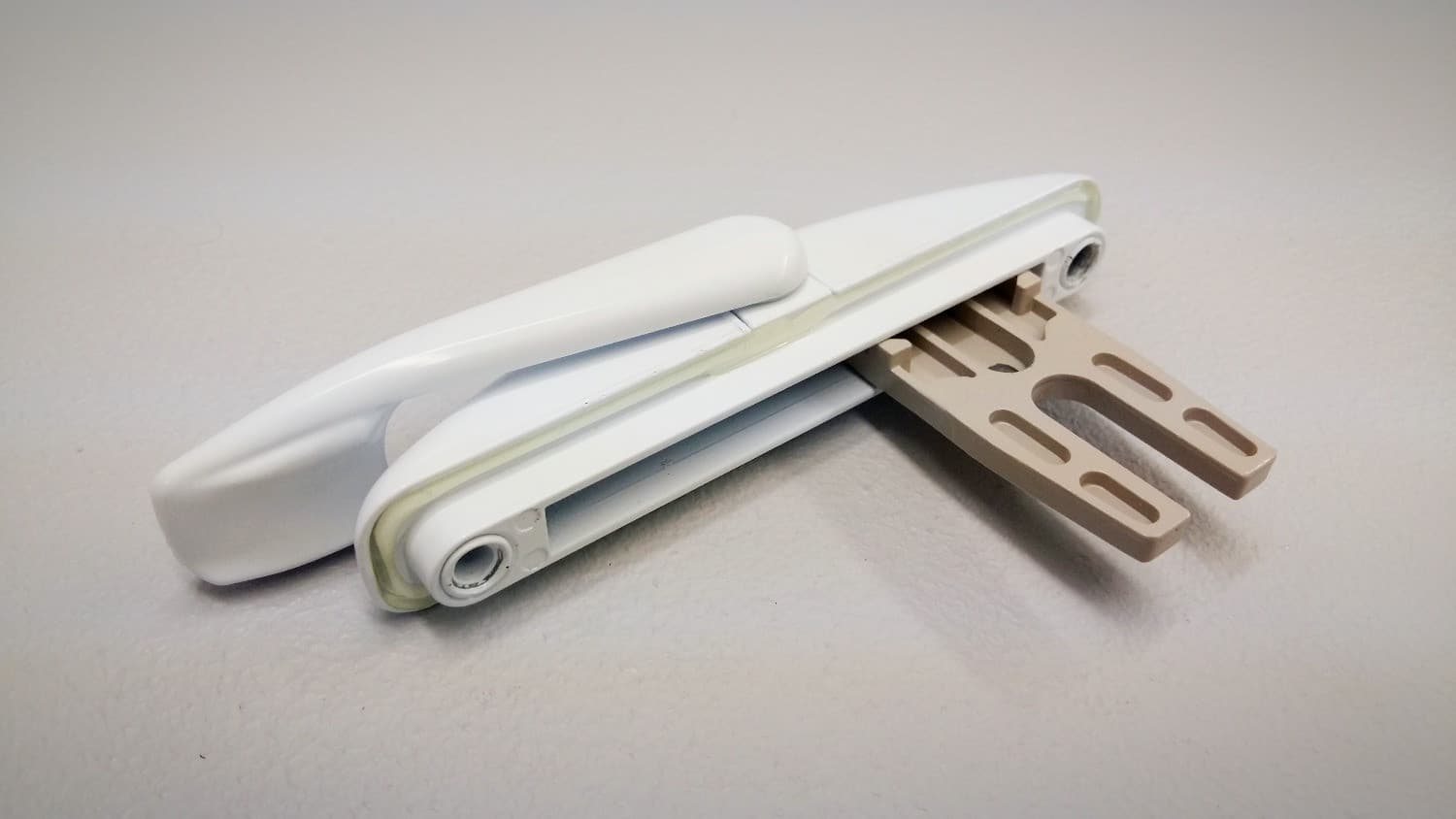 Barrure blanche pour fenêtre à battant - Miniature 2