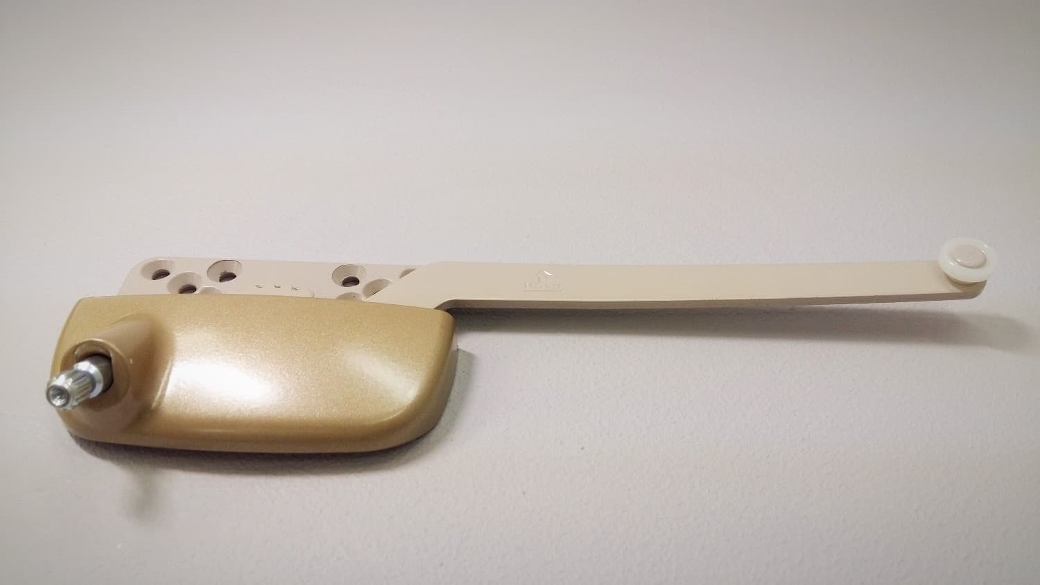 Operateur type Truth pour fenêtre à battant (champagne) - Miniature 2