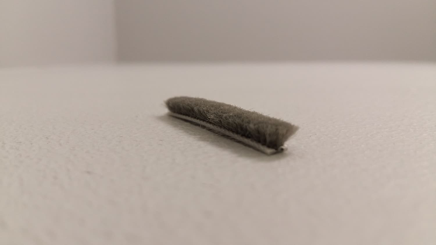 Coupe-froid en brosse fait de polypropylène(vendu au pied) - VOS-DEF6-109 | Vosthermos