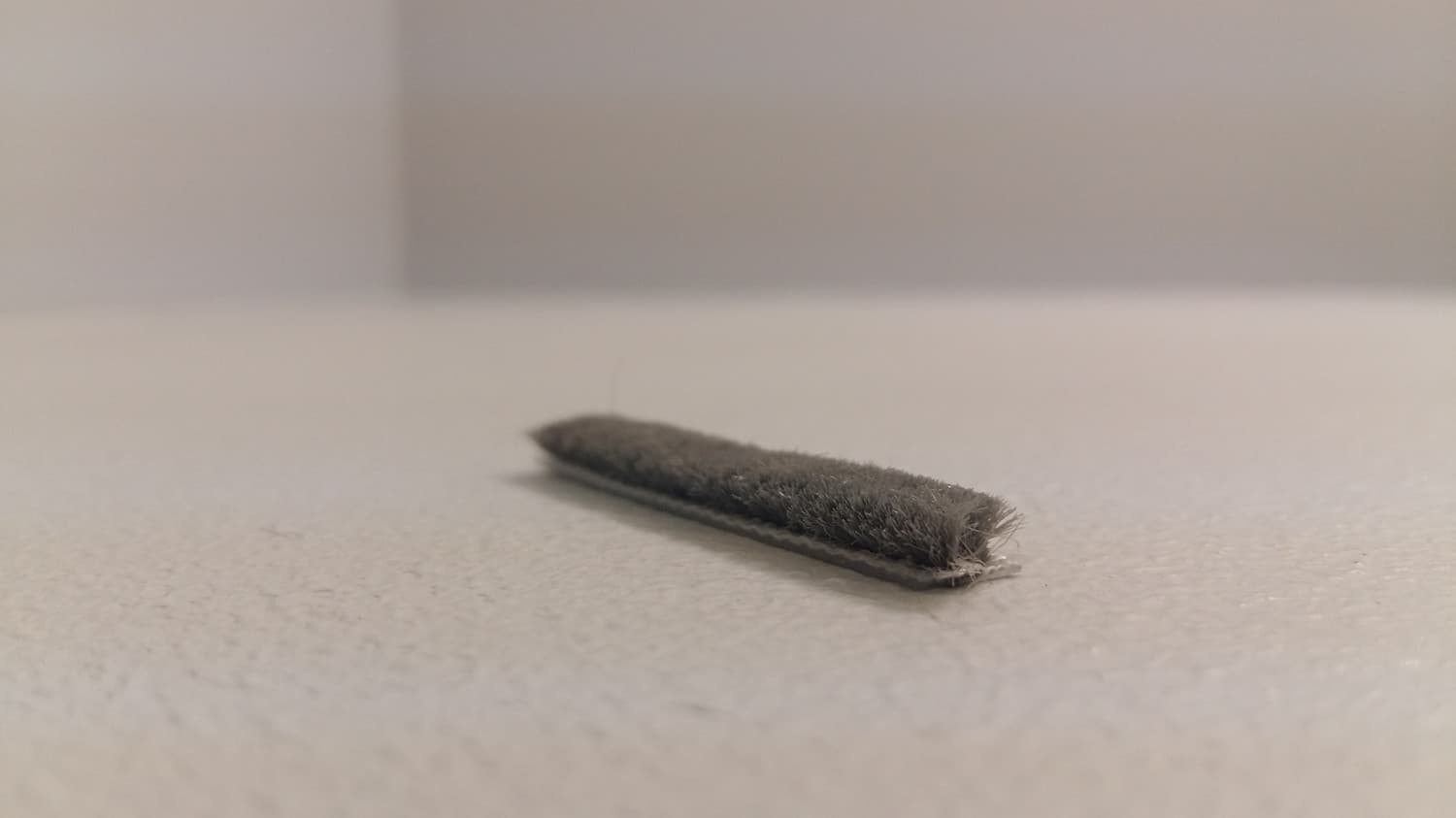 Coupe-froid en brosse fait de polypropylène(vendu au pied) - VOS-DEF6-130 | Vosthermos