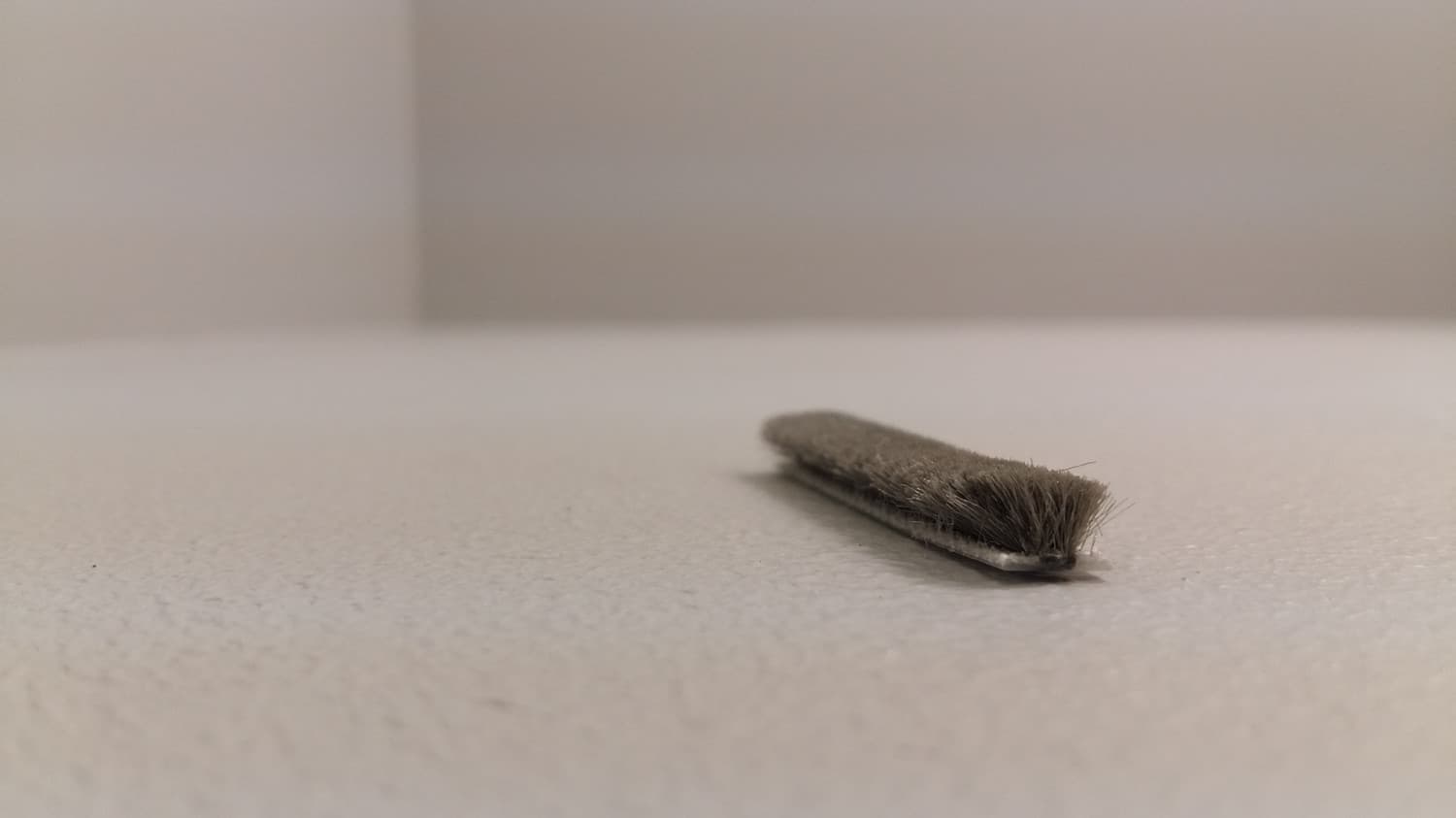 Coupe-froid en brosse fait de polypropylène(vendu au pied) - VOS-DEF6-139 | Vosthermos