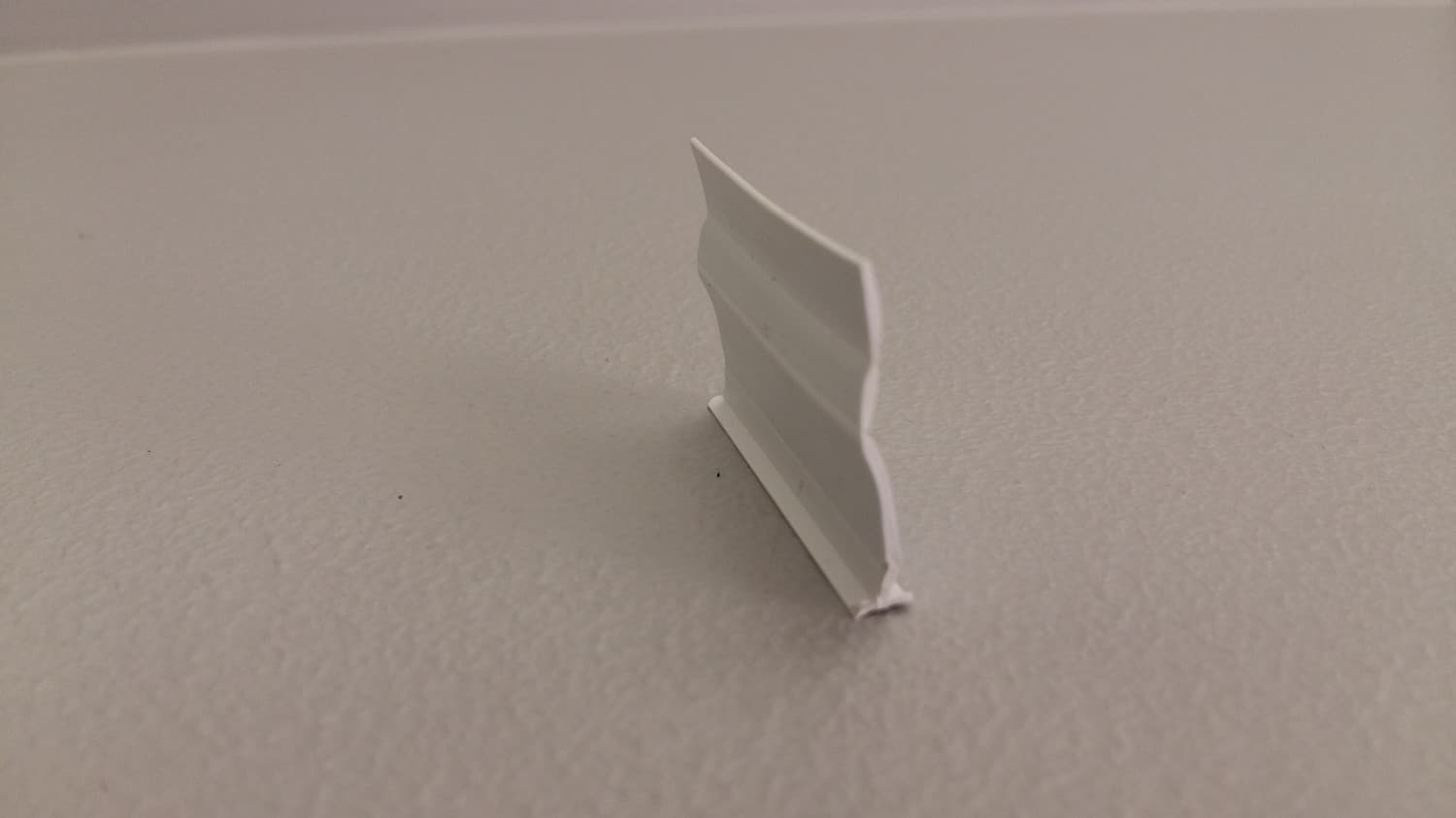 Coupe-mouche blanc pour porte moustiquaire coulissante (82) - VOS-DEF9-232 | Vosthermos